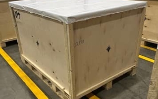 Упаковка пресс-форм для отправки в Китай: фанерный ящик