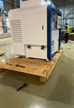 Деревянный поддон для тяжёлого промышленного оборудования с усиленной конструкцией